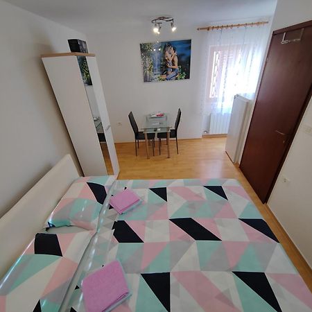Rooms Neda Izola Buitenkant foto